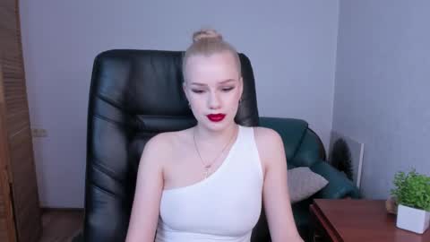 Stacy Western online show from February 2026 01:06:01 PM