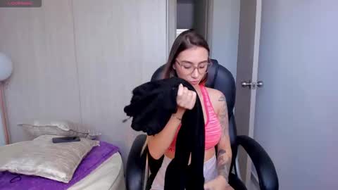 Stacy Conner online show from September 2025 06:55:01 PM