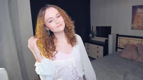 Violet online show from February 2026 05:41:01 PM