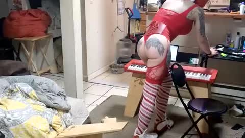 Snapshot of stacytasteme chatting on December 2025 03:25:02 AM Submissive Slut LOVES adoration online show from December 2025 03:25:02 AM