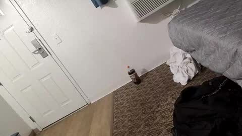 Straightupdownbad online show from February 2026 06:32:02 AM