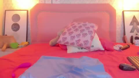 KEIMI  online show from February 2025 06:19:01 AM