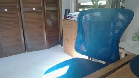 StanmycockUp online show from October 2025 03:20:01 PM