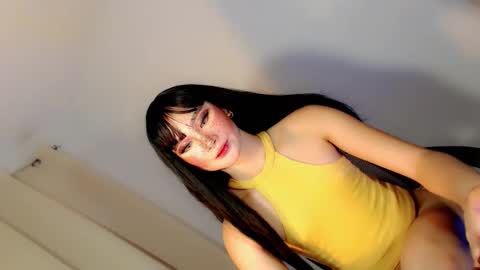 Snapshot of star_light48 chatting on January 2026 02:04:01 AM star_light48 online show from January 2026 02:04:01 AM