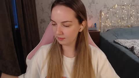 Snapshot of star_shopping chatting on December 2024 03:03:02 AM Alice online show from December 2024 03:03:02 AM