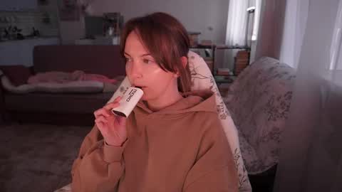 Snapshot of star_shopping chatting on September 2025 10:15:01 AM Alice online show from September 2025 10:15:01 AM