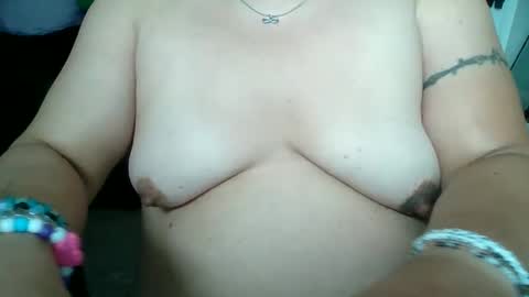 Snapshot of starella___saxxxton chatting on June 2026 05:29:02 PM starella___saxxxton online show from June 2026 05:29:02 PM