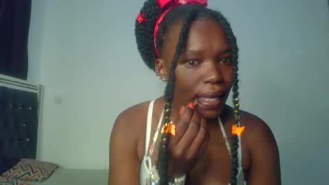 starlight_c online show from October 2025 05:57:02 PM