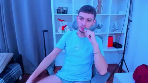 Snapshot of stashott69 chatting on December 2025 11:40:02 AM STAS online show from December 2025 11:40:02 AM