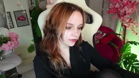 MONICA online show from November 2025 01:22:01 PM