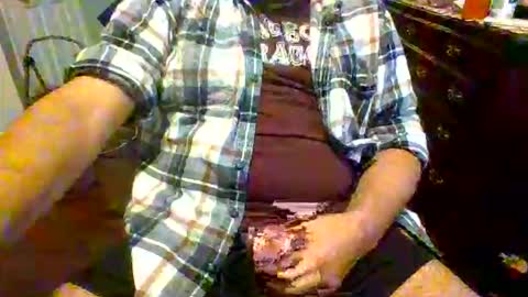 Snapshot of staysolid chatting on November 2025 08:20:02 PM staysolid online show from November 2025 08:20:02 PM