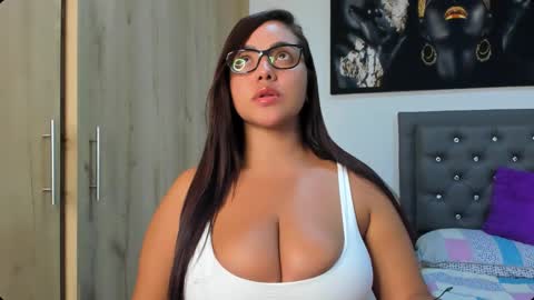 Melany online show from September 2025 03:18:02 AM