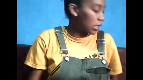 Malicia online show from December 2025 07:35:01 AM