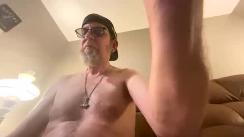 steel259373 online show from September 2025 11:19:01 PM