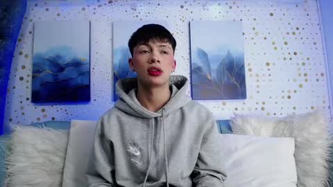 Snapshot of steev_novoa chatting on December 2024 04:14:01 AM Steev online show from December 2024 04:14:01 AM