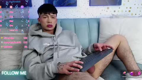 Snapshot of steev_novoa chatting on December 2024 07:21:01 AM Steev online show from December 2024 07:21:01 AM