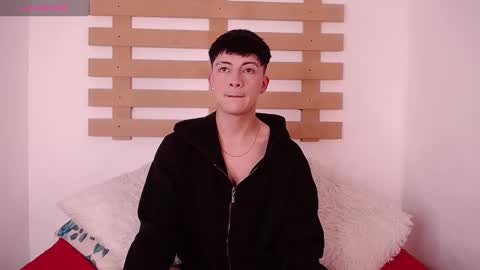 Snapshot of steev_novoa chatting on January 2025 05:19:02 AM Steev online show from January 2025 05:19:02 AM