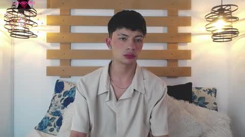 Snapshot of steev_novoa chatting on February 2025 09:53:02 AM Steev online show from February 2025 09:53:02 AM