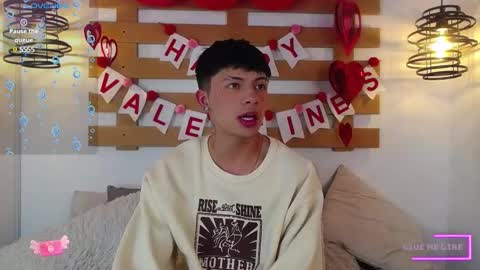 Snapshot of steev_novoa chatting on February 2025 10:34:01 AM Steev online show from February 2025 10:34:01 AM