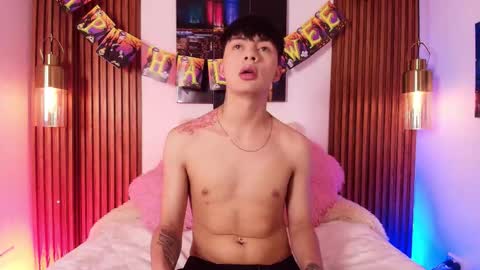 Snapshot of steev_novoa chatting on October 2025 08:03:02 PM Steev online show from October 2025 08:03:02 PM