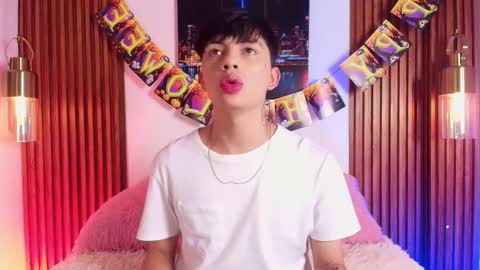 Snapshot of steev_novoa chatting on October 2025 09:49:01 PM Steev online show from October 2025 09:49:01 PM