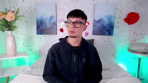 Snapshot of steev_novoa chatting on February 2026 03:27:01 AM Steev online show from February 2026 03:27:01 AM