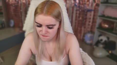 stef_nicks online show from February 2026 09:05:01 AM
