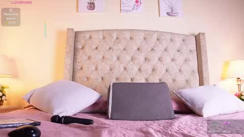 stefa_rosse online show from May 2026 07:15:01 PM