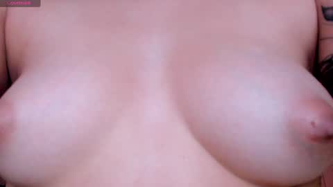 Stefa Gomez  online show from January 2025 05:55:01 PM