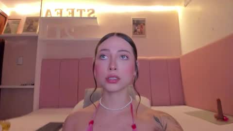 Stefa Gomez  online show from September 2025 11:54:02 AM