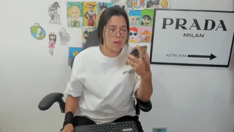 julieth-cancer online show from January 2025 10:01:01 PM