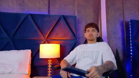 S T E F A N O  online show from May 2026 04:41:02 AM