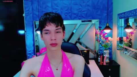 Snapshot of stefany_piink chatting on May 2026 01:06:01 PM stefany piink online show from May 2026 01:06:01 PM
