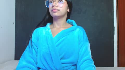 Stefanny lopez online show from December 2024 03:26:01 PM