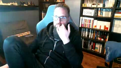 Snapshot of stefffg chatting on April 2026 07:28:02 PM MeStef online show from April 2026 07:28:02 PM