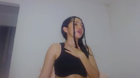 stefany online show from November 2025 06:45:01 AM