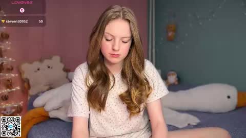 Snapshot of steffi_meoww chatting on January 2026 08:00:02 PM STEFI Streams every day from 10 PM GTM1 online show from January 2026 08:00:02 PM