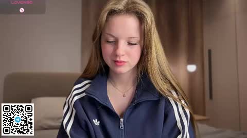 STEFI  Streams every day from 10 PM GTM1  online show from April 2026 10:03:01 PM