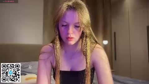 Snapshot of steffi_meoww chatting on June 2026 12:35:02 AM STEFI Streams every day from 10 PM GTM1 online show from June 2026 12:35:02 AM
