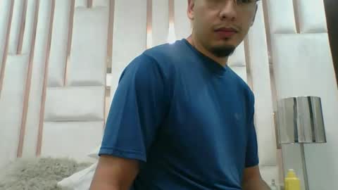 stefyysmid online show from April 2026 11:46:02 AM