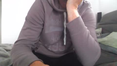 Snapshot of steiferpimmel chatting on October 2025 08:22:02 AM steiferpimmel online show from October 2025 08:22:02 AM