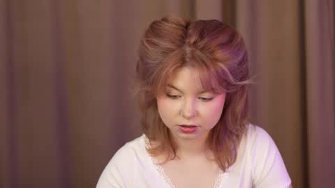 Stella online show from October 2025 01:38:01 AM