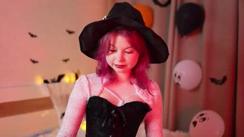 Stella online show from October 2025 12:03:01 AM