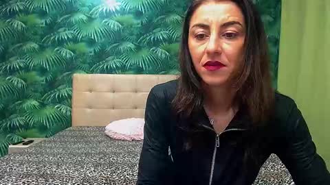 Stella John online show from February 2025 05:18:02 AM