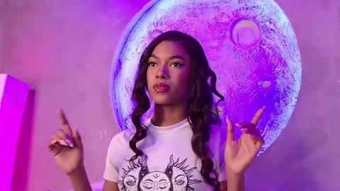 Snapshot of stellaciel_ chatting on September 2025 10:57:02 PM S T E L L A online show from September 2025 10:57:02 PM