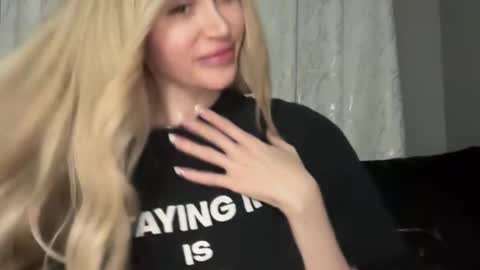 Stella Bella online show from February 2026 07:23:01 AM