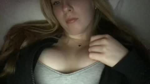 Snapshot of stelladams chatting on December 2024 06:14:01 AM stelladams online show from December 2024 06:14:01 AM