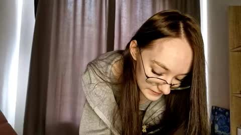 Stella online show from September 2025 07:19:01 AM