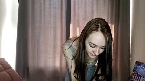 Stella online show from September 2025 07:10:02 AM