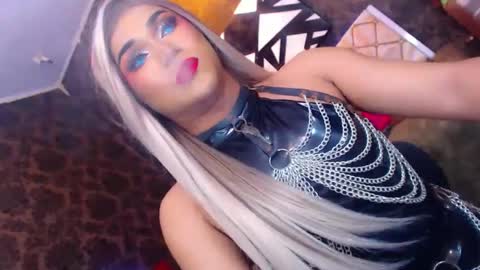 Snapshot of stellagrayts chatting on December 2024 01:00:01 PM CALL ME STELLA online show from December 2024 01:00:01 PM